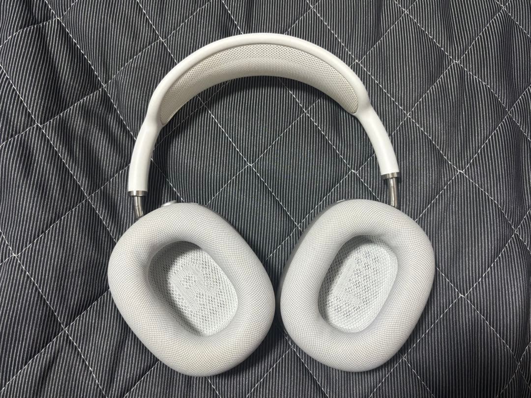 Apple AirPods Max シルバー