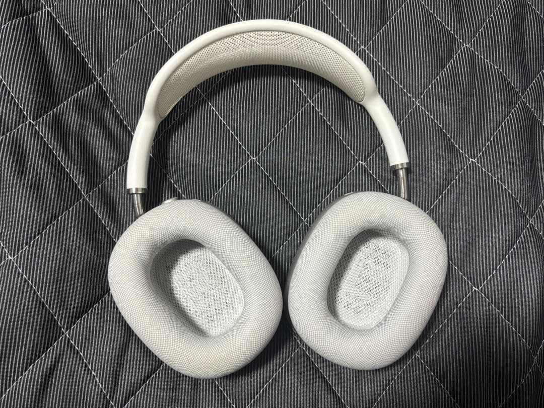 Apple AirPods Max シルバー