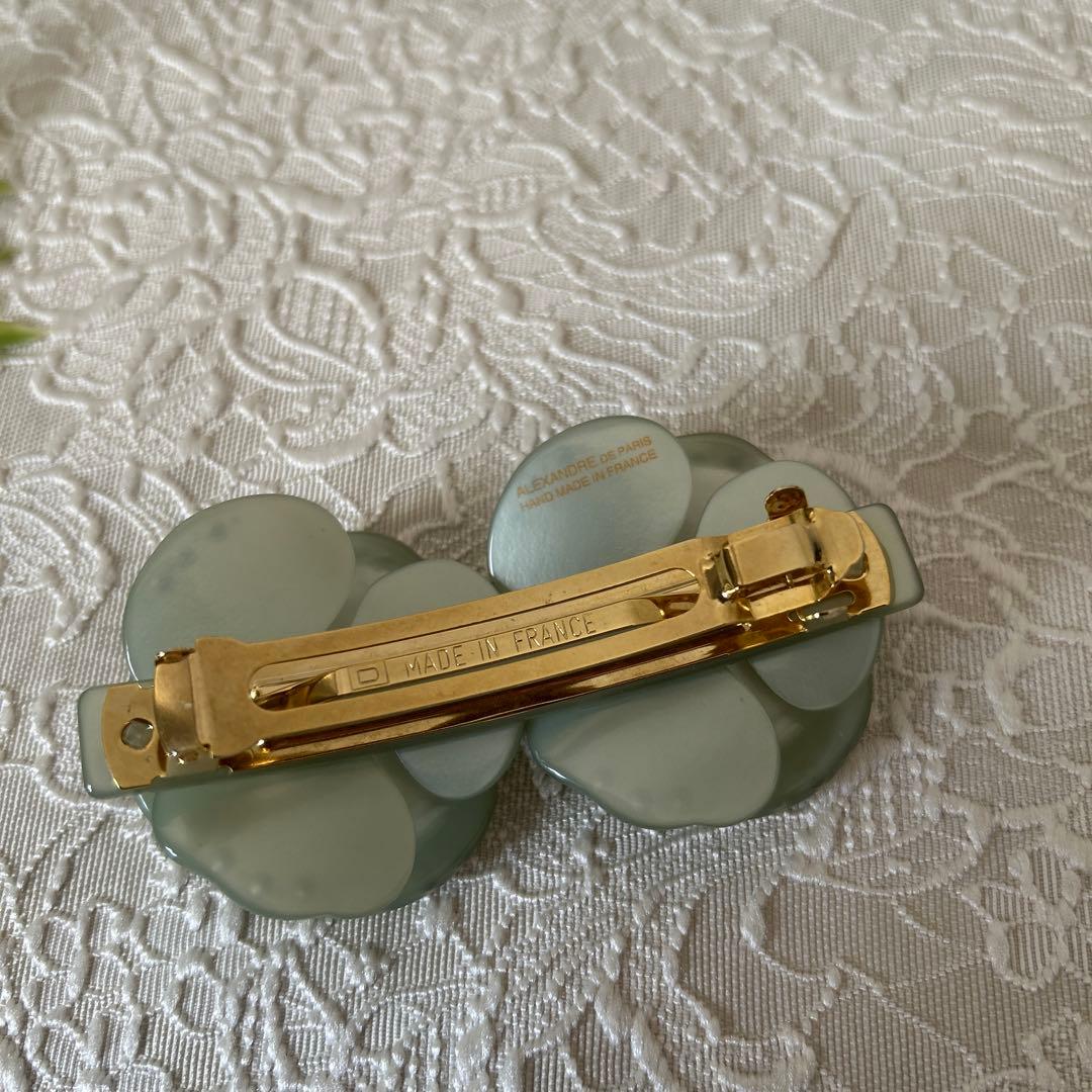 アレクサンドルドゥパリ　双子カメリア　バレッタ