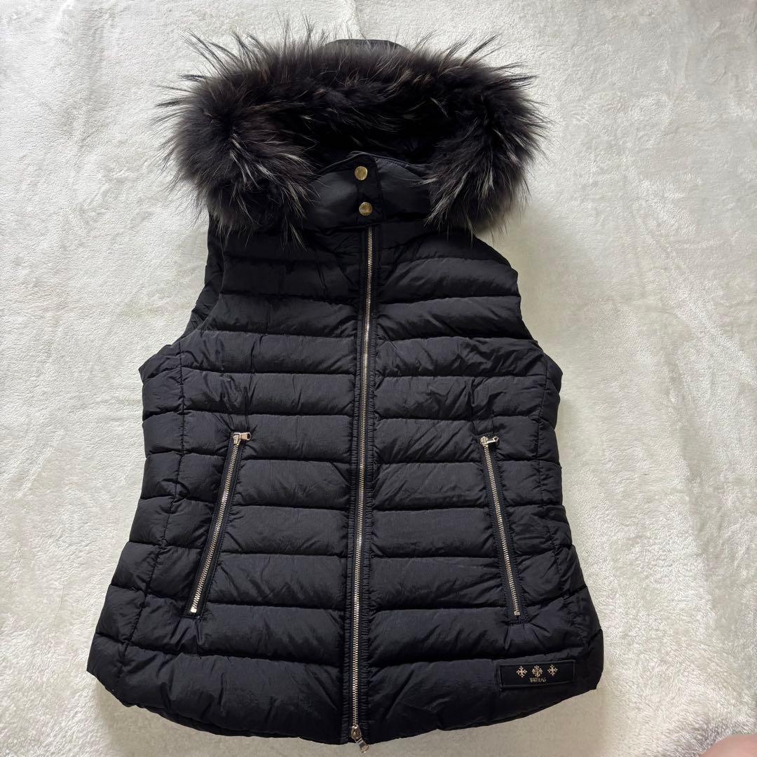 タトラス オルシエラ ダウン ベスト ブラック M 2 ファー レディース