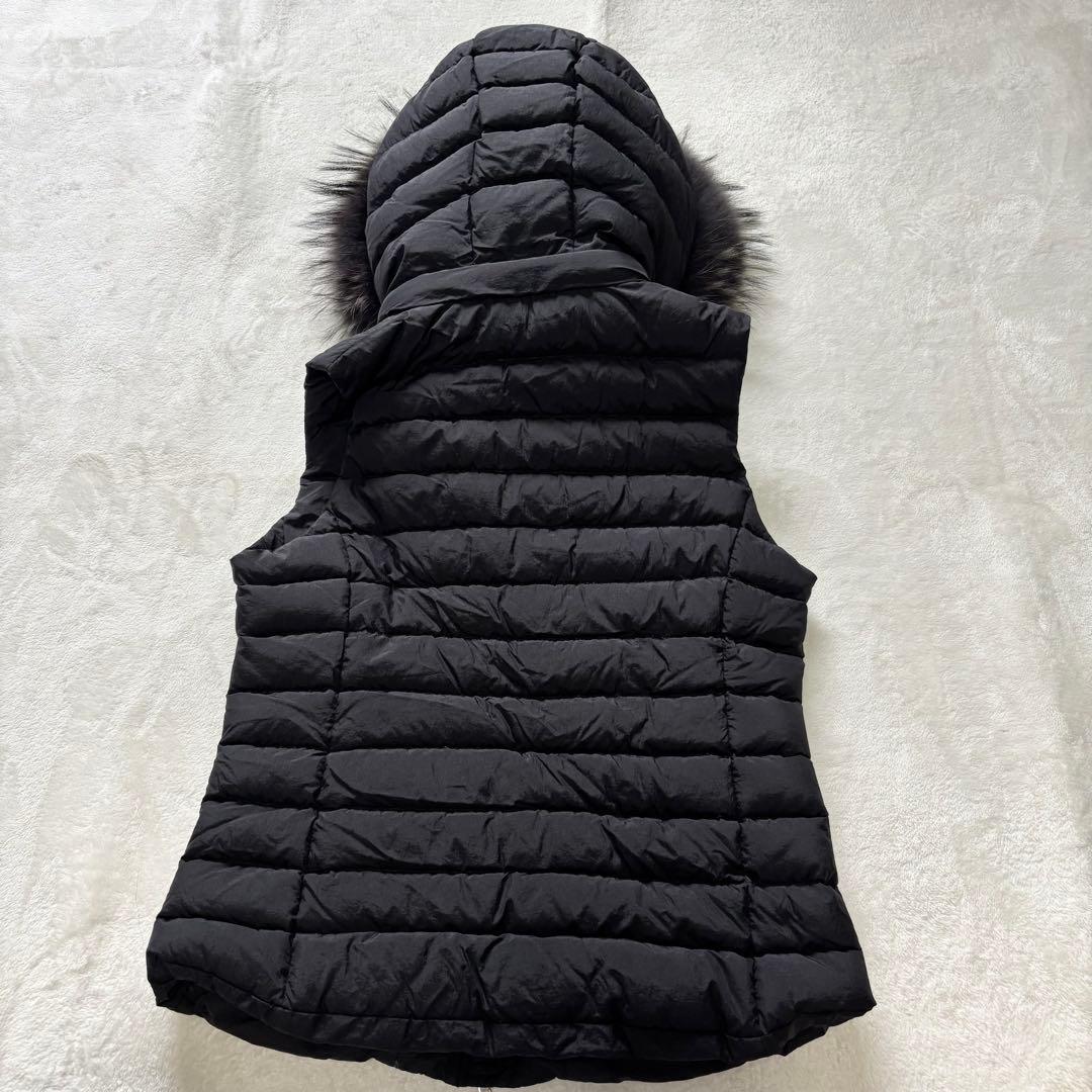 タトラス オルシエラ ダウン ベスト ブラック M 2 ファー レディース