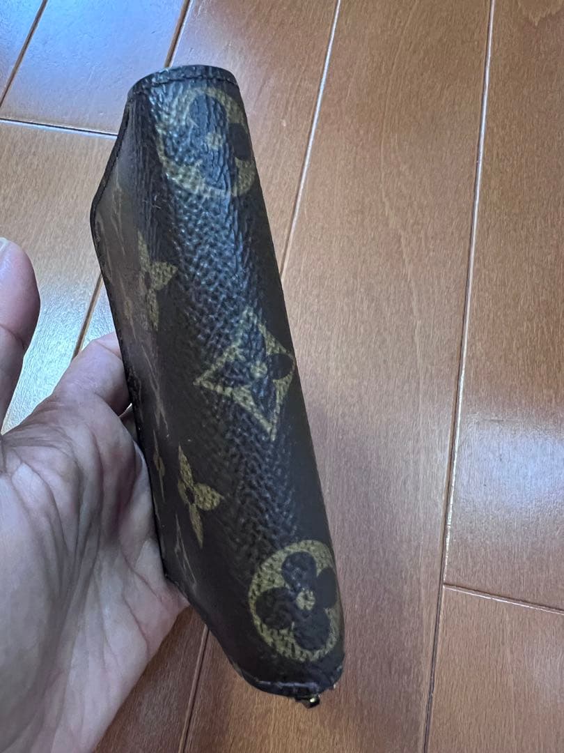 ルイヴィトン　モノグラム　ジッピーパース　ケース　LV
