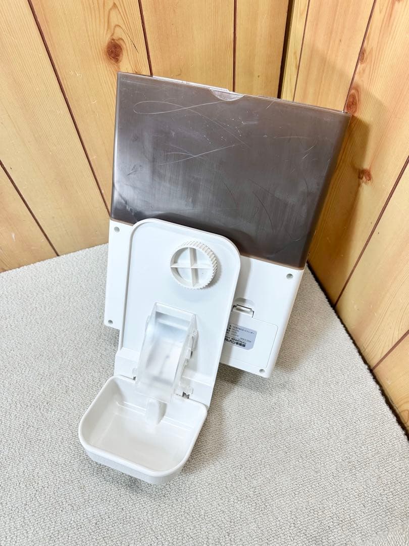 マルカン MARUKAN 給餌器 うさぎの安心オートフィーダー ML-230