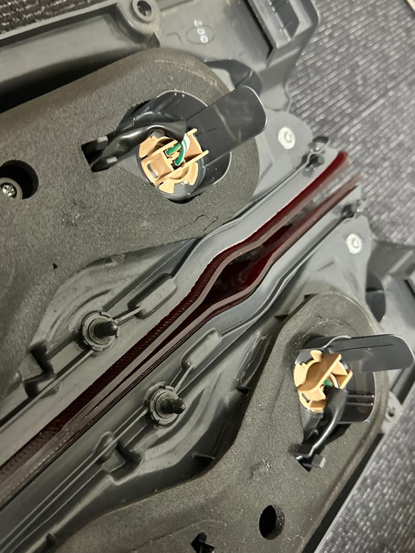 ♡新車外し〜4型〜8型対応〜200系ハイエーステールレンズGL♡