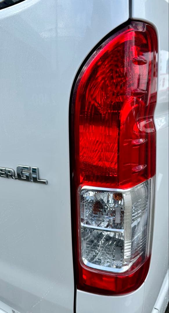 ♡新車外し〜4型〜8型対応〜200系ハイエーステールレンズGL♡