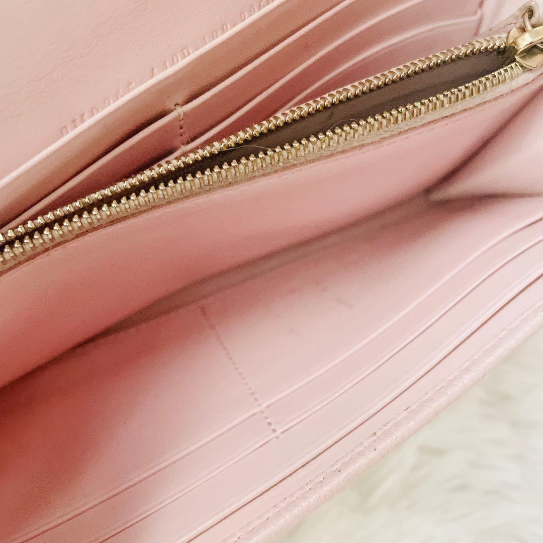 FENDI チェーンショルダー付き エフイズ コーチネンタル ベビーピンク