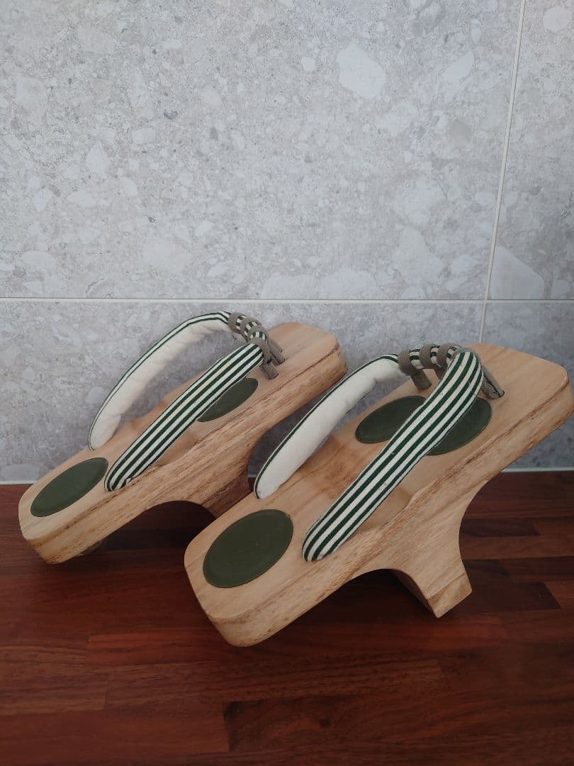 あしゆびひろ下駄　一本歯　LOUVREDO