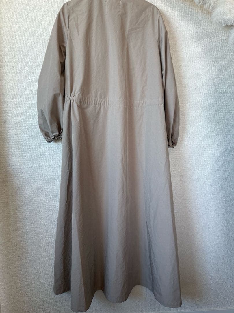 AK+1 Demi-Luxeフロントジップワンピース