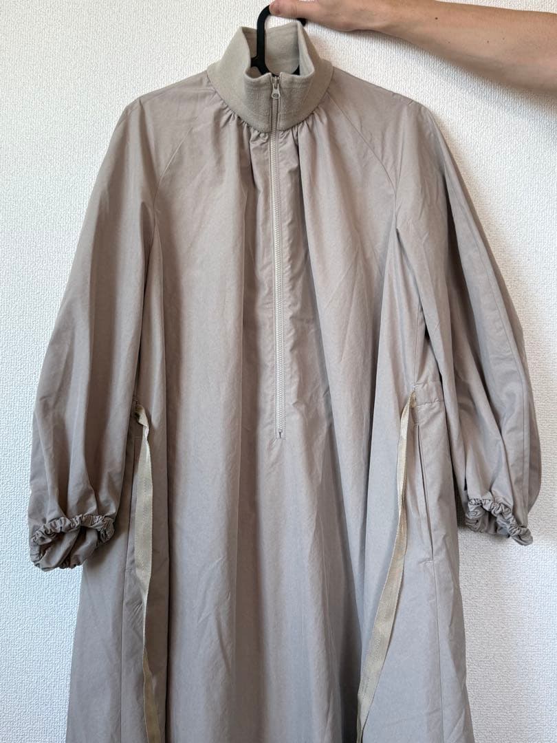 AK+1 Demi-Luxeフロントジップワンピース