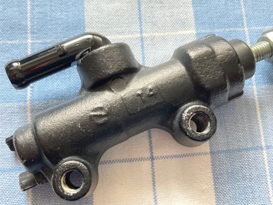 リアマスターシリンダー 【71】 ZX-12R ZX-14R 他車 分解清掃済み