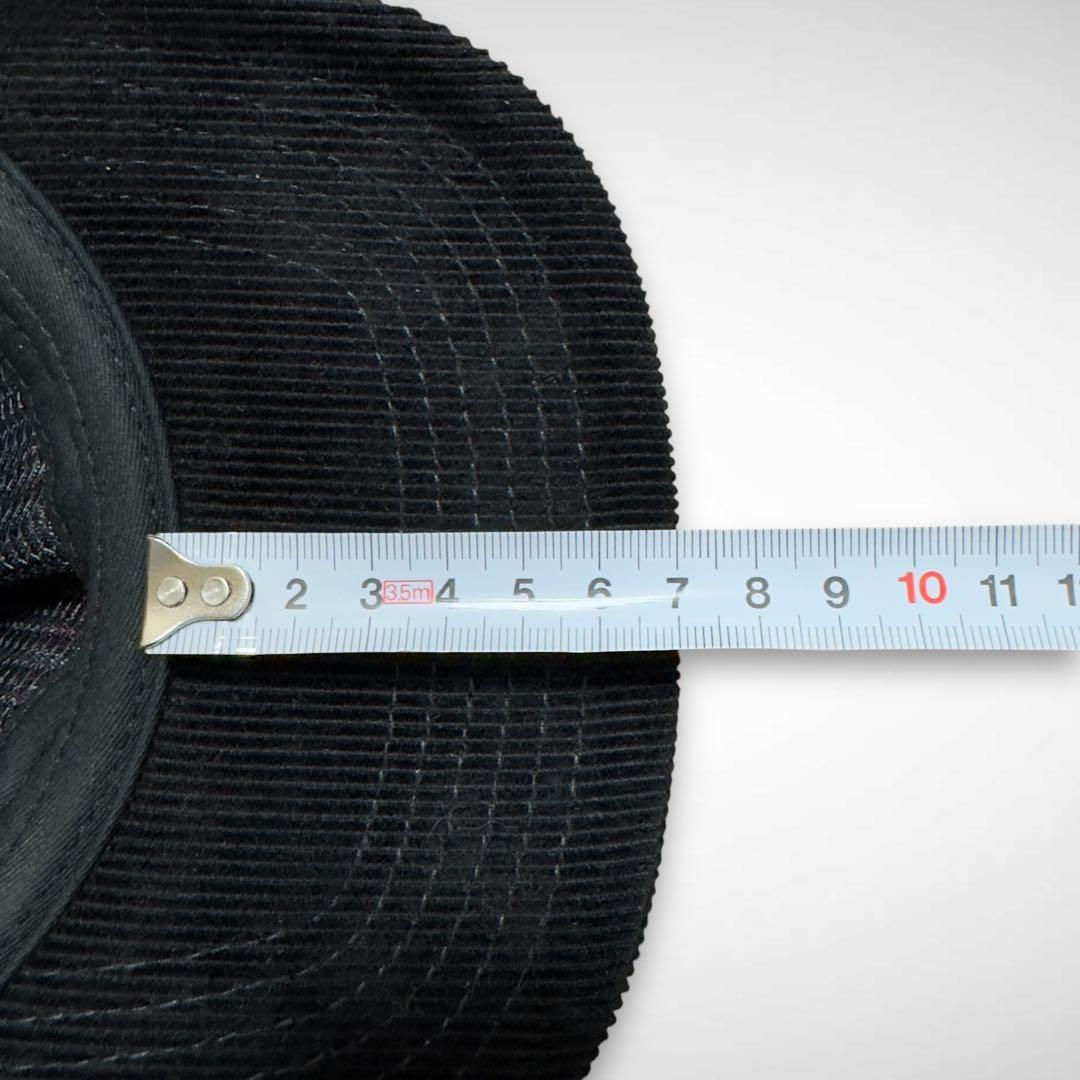 INDEPENDENTブラックコーデュロイキャップ刺繍ロゴスナップバックスケート