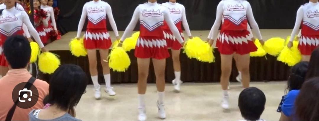 チアリーディング　チアガール　ユニフォーム　ダンス部　高校