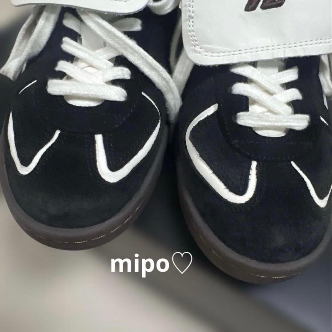 【THESING】フラップスニーカー／ウィムガゼ ット