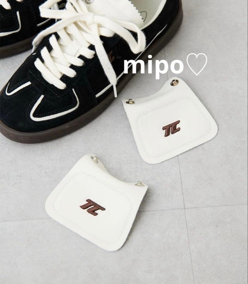 【THESING】フラップスニーカー／ウィムガゼ ット