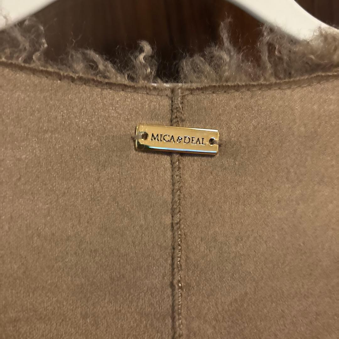 MICA&DEAL マイカアンドディール　Vネック　ファーベスト　超美品