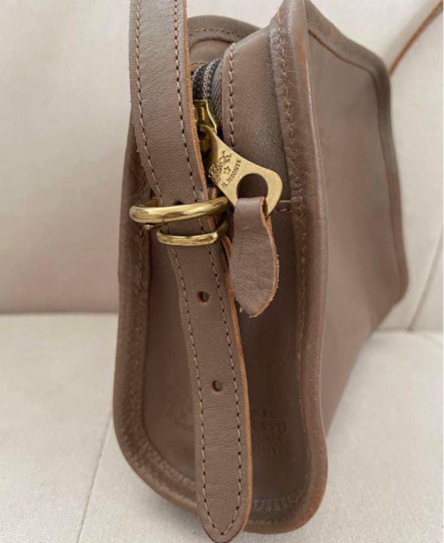 ♡*♡様 IL BISONTE イルビゾンテ ショルダーバッグ ポシェット グレ