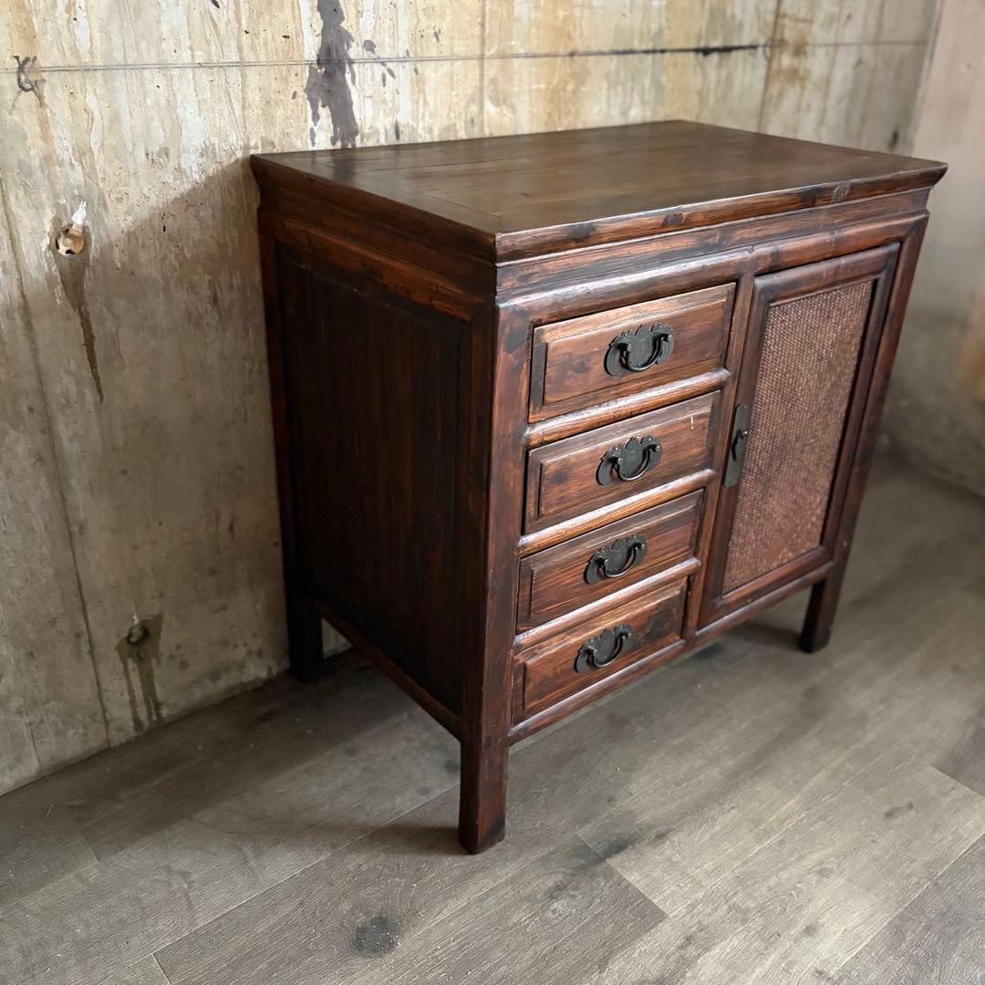 ヴィンテージ　キャビネット　サイドボード　シーシャムウッド　アジアンスタイル