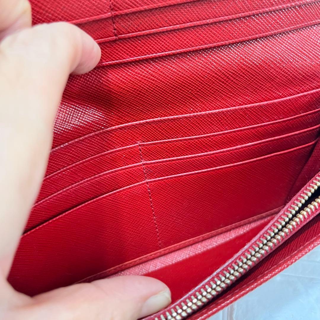 美品✨プラダ　フィオッコ　サフィアーノ　リボン　赤　カードケース付き