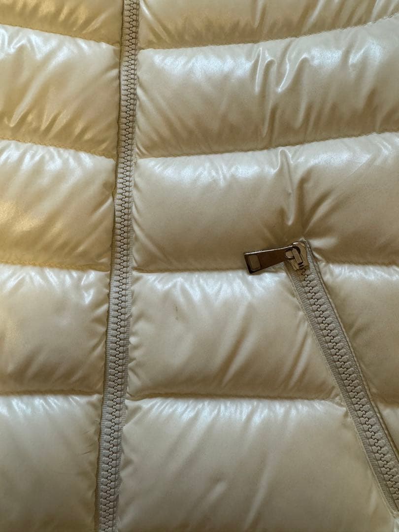 モンクレールダウンジャケット