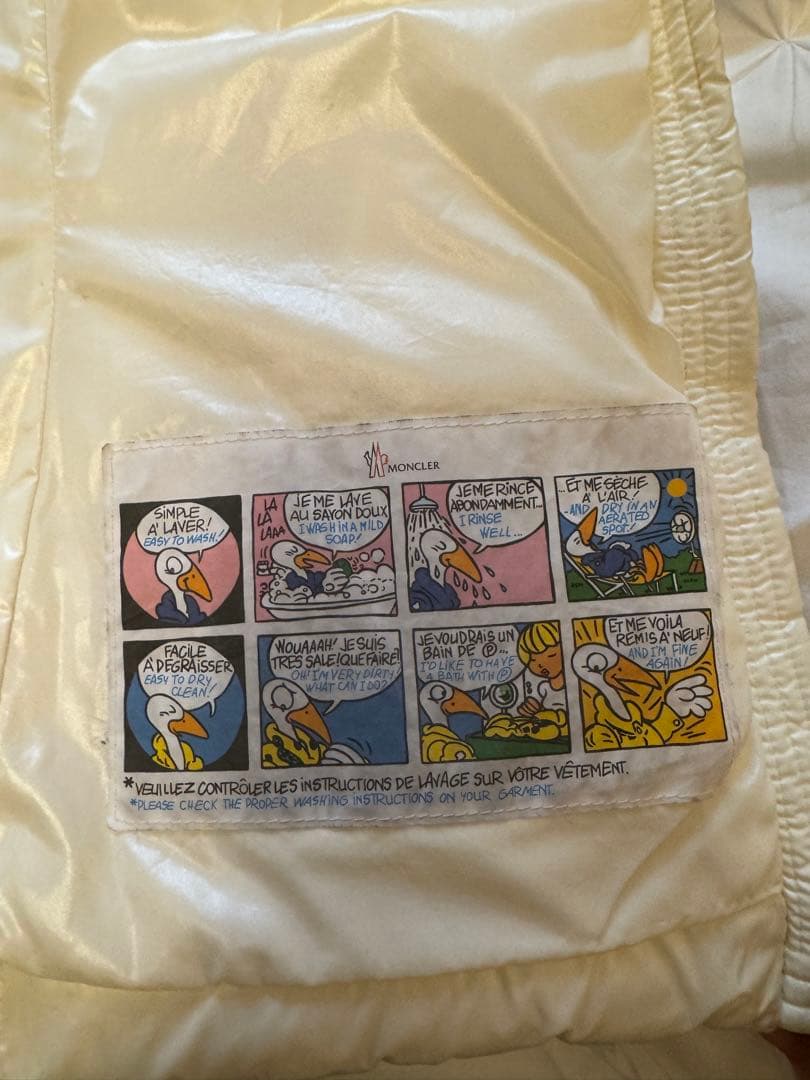 モンクレールダウンジャケット