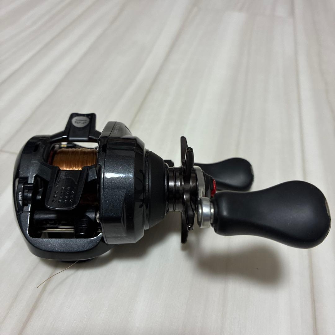 SHIMANO 16 Scorpion 70HG ベイトリール