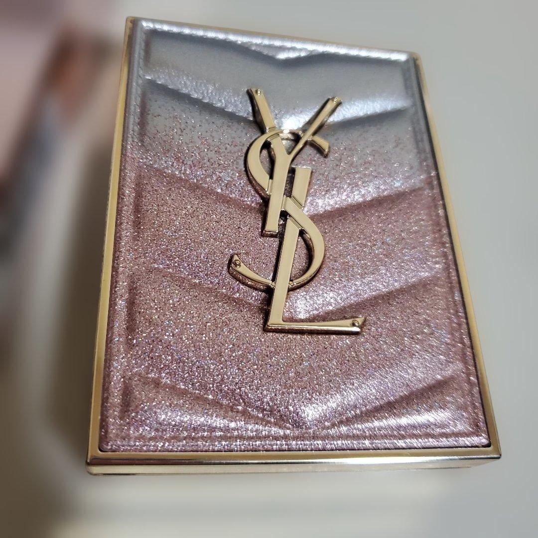 美品イヴサンローラン クチュールミニクラッチ 126 スパークリングラスト