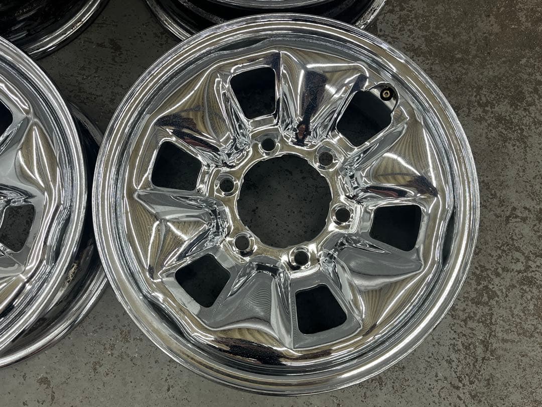 ハイラックス　サーフ　純正　メッキ　15インチ　6J ＋30 PCD139.7