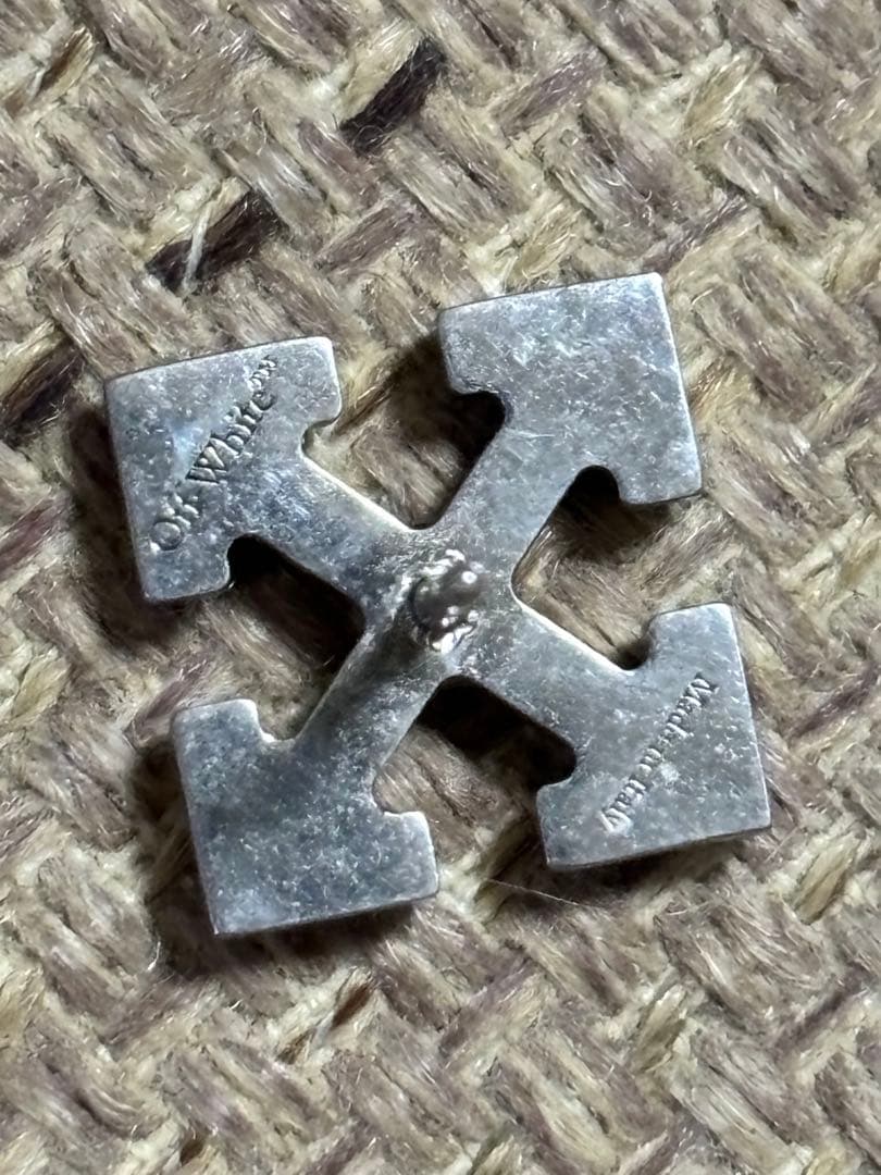 オフホワイト ピアス 片耳 off white