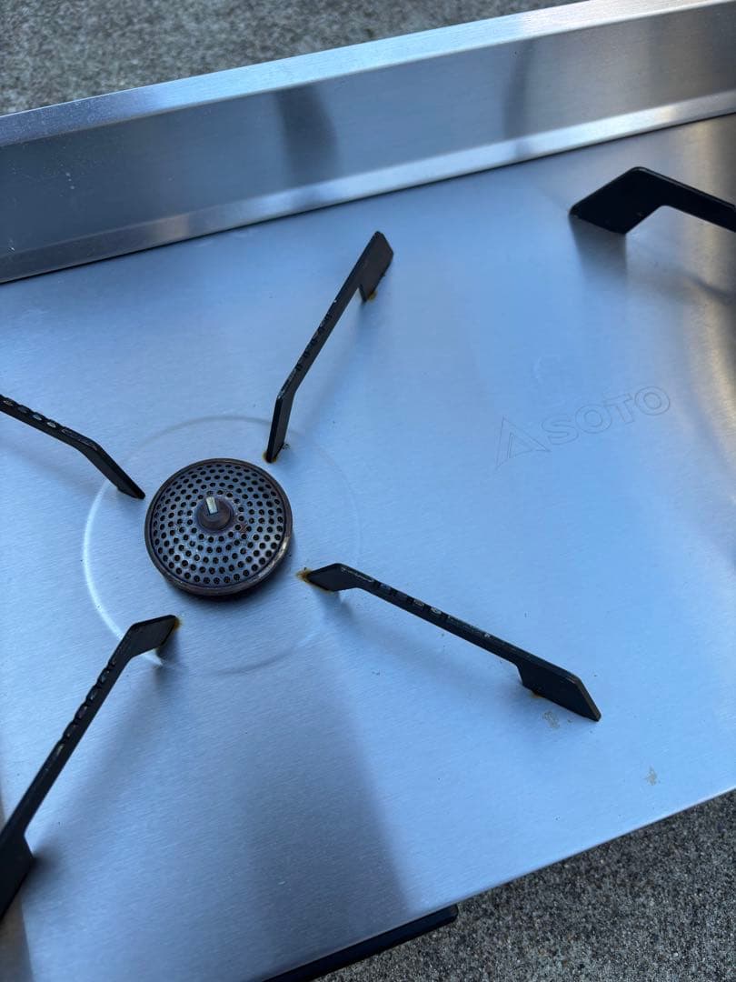 SOTO ステンレス ツーバーナーコンロ ガス調整、風防付き