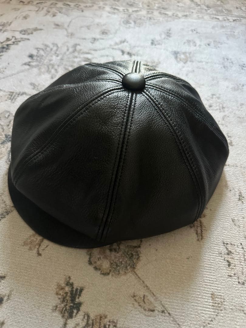 黒 レザー キャスケット