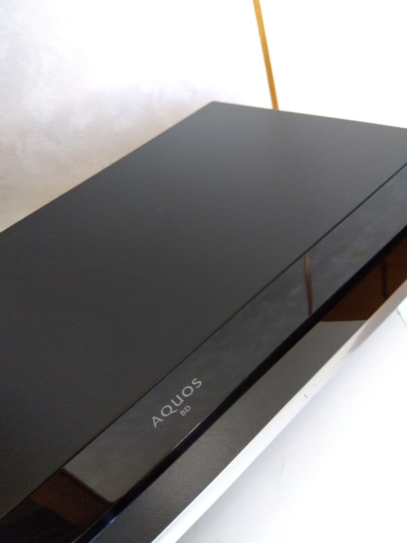 AQUOS　ブルーレイレコーダBD-W580　 純正リモコン付き 【2016年】