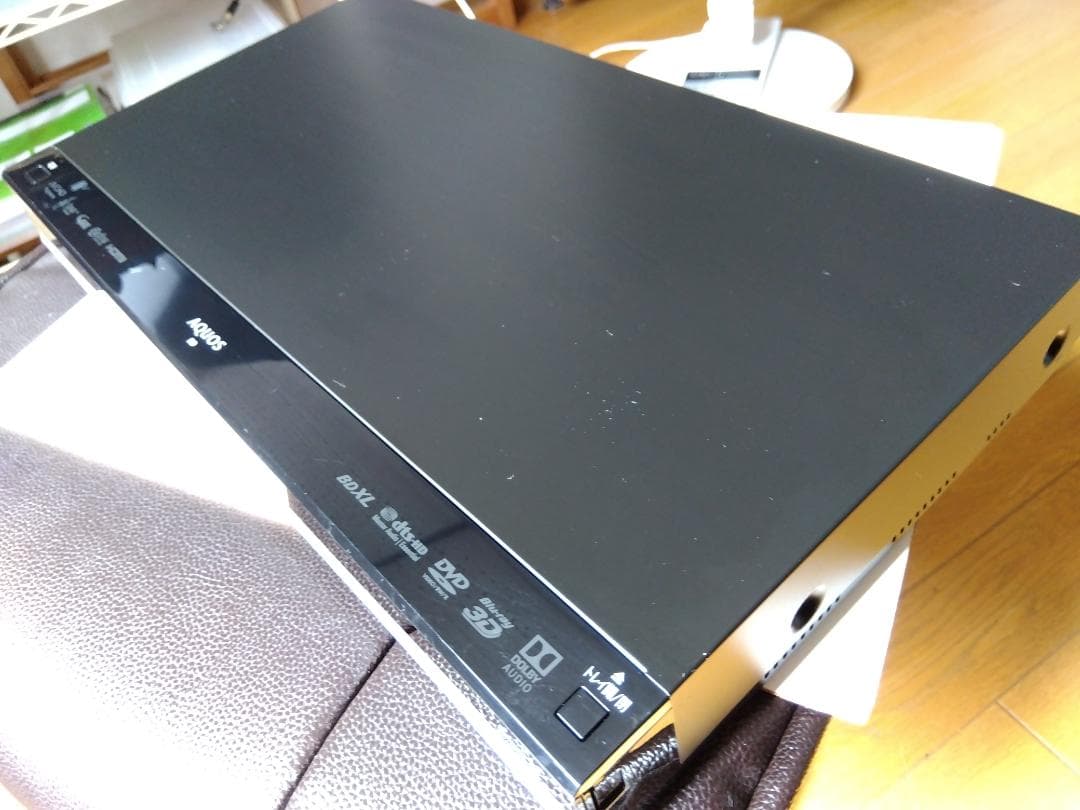 AQUOS　ブルーレイレコーダBD-W580　 純正リモコン付き 【2016年】