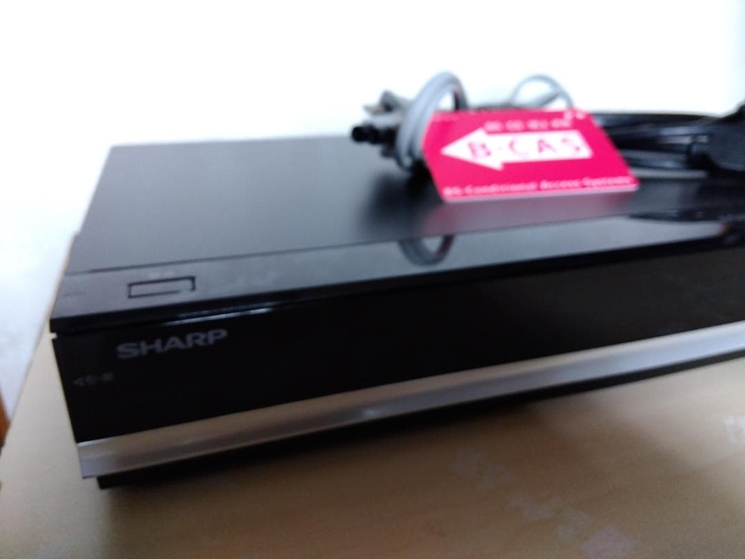 AQUOS　ブルーレイレコーダBD-W580　 純正リモコン付き 【2016年】