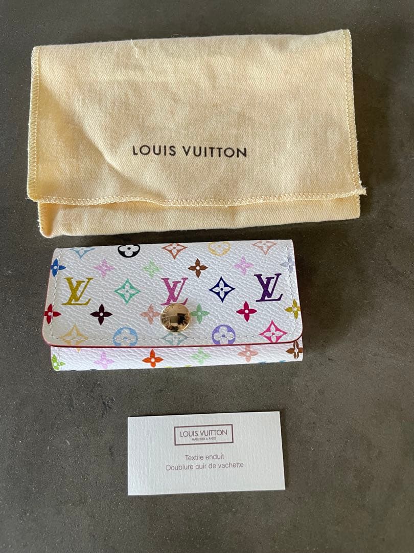 ルイヴィトン　キーケース　新品未使用