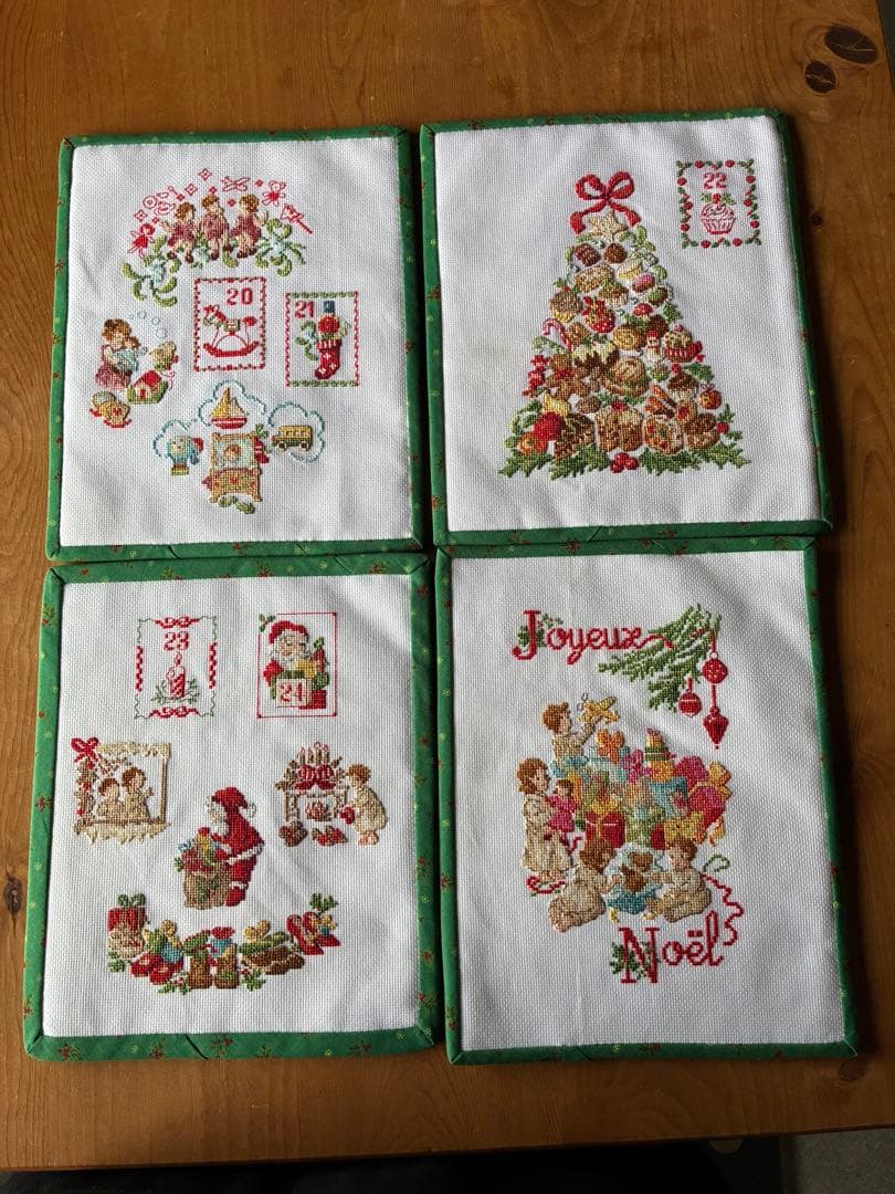 クロスステッチ完成品【アドベントカレンダー風】