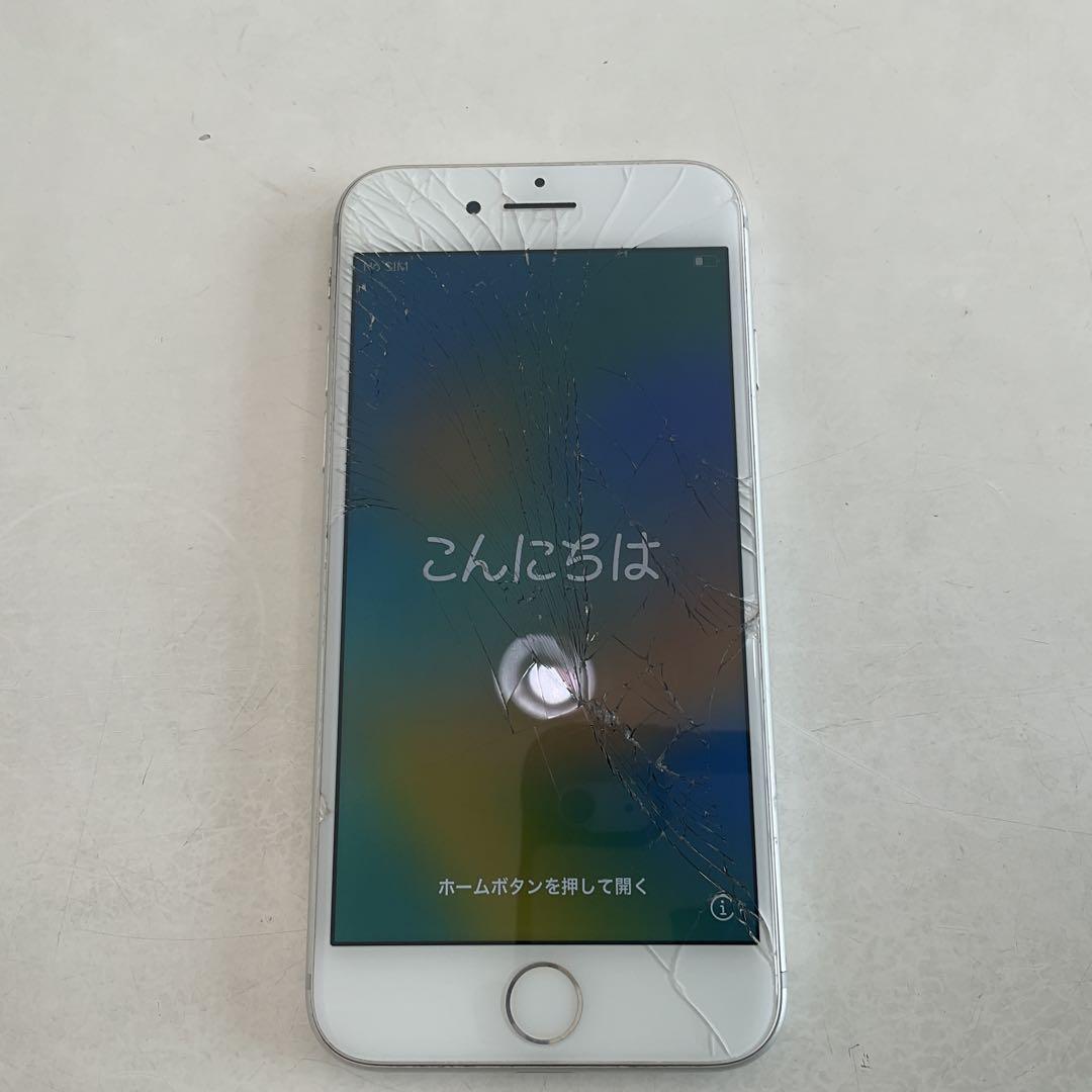 iPhone 8 シルバー 画面にひびあり 64GB