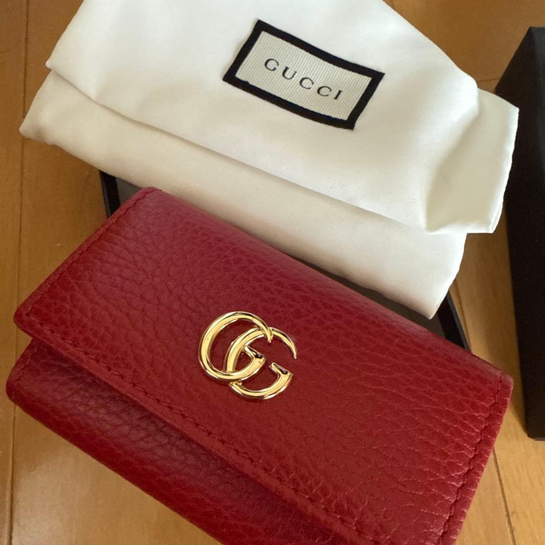 GUCCI レザーキーケース レッド