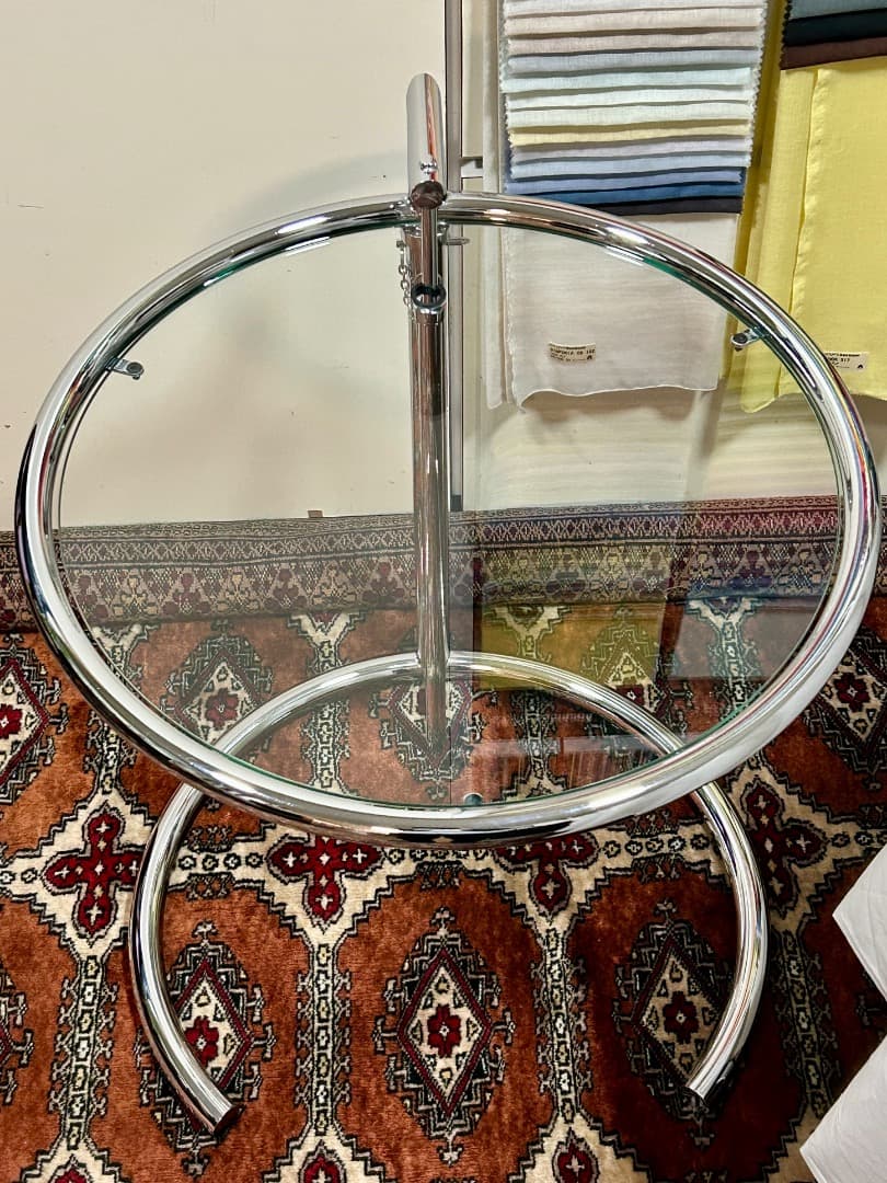 j*3様 アイリーン・グレーの中古サイドテーブル　イタリア製