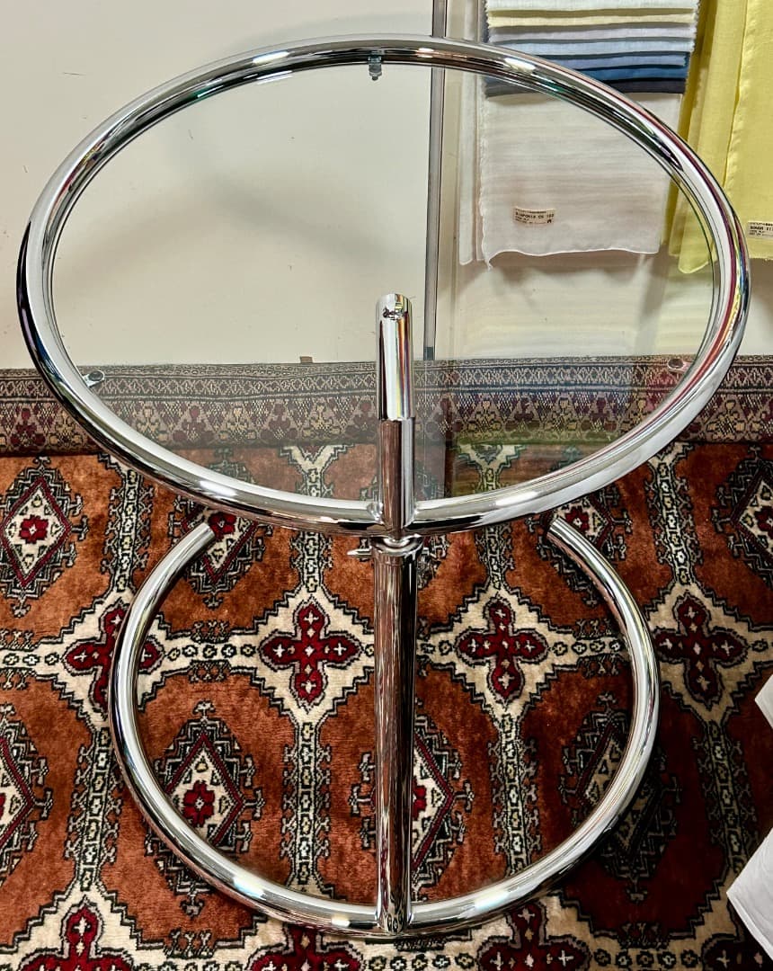 j*3様 アイリーン・グレーの中古サイドテーブル　イタリア製