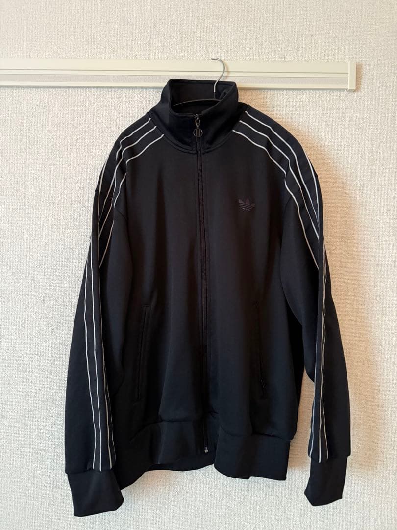 adidas トラックジャケット　セットアップ