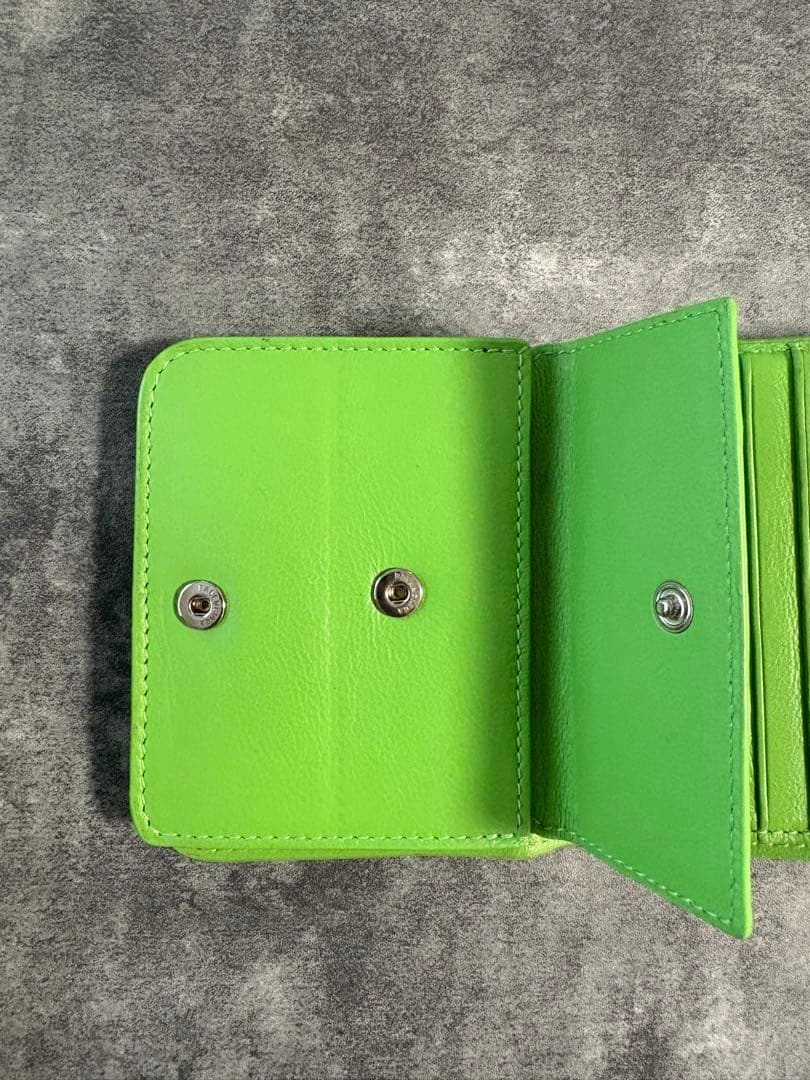 BALENCIAGA 二つ折り財布 グリーン