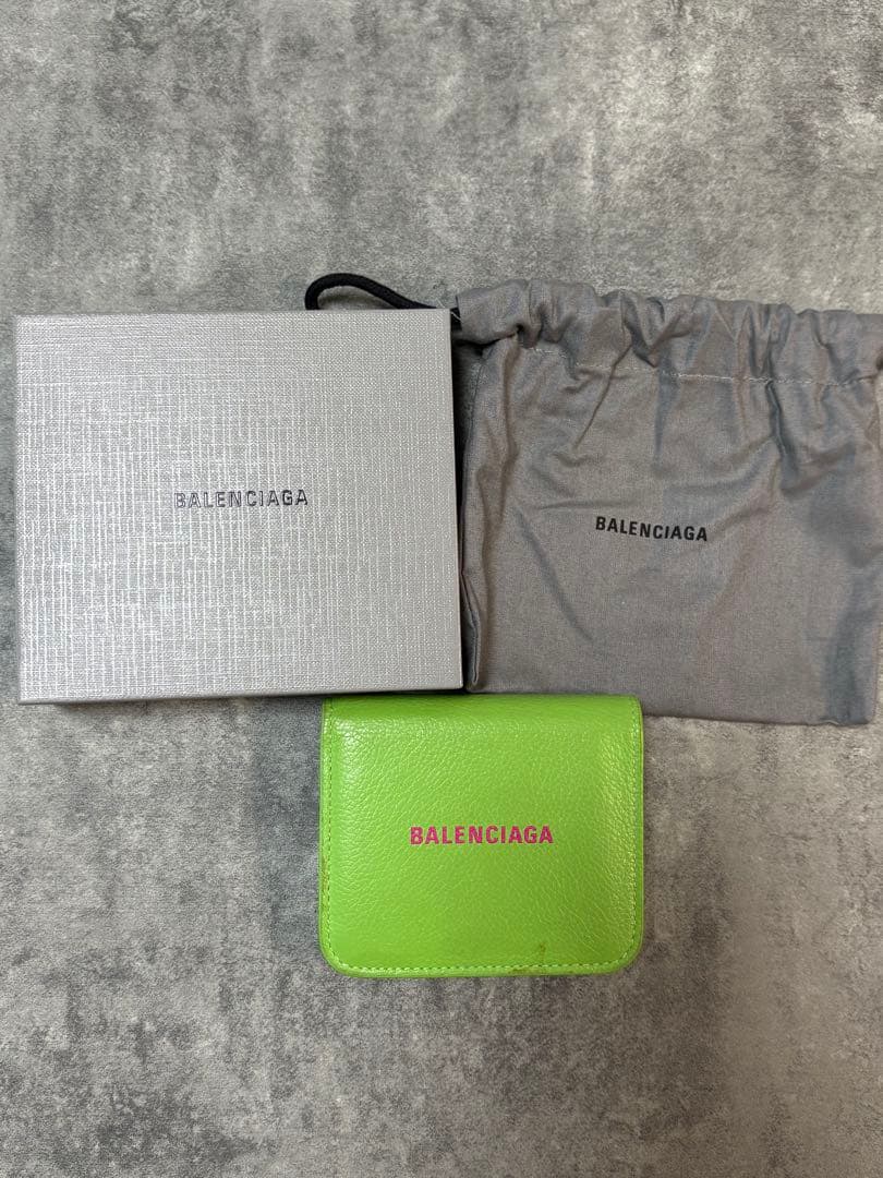 BALENCIAGA 二つ折り財布 グリーン