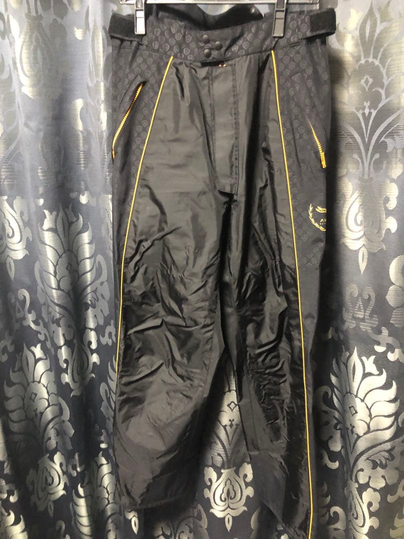 ARTINUS フィッシングスーツ ブラック/イエロー