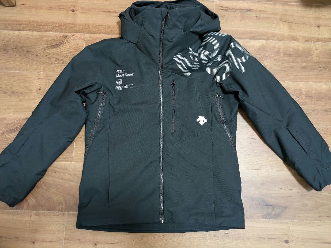 DESCENTEメンズスキーウェア上下セット