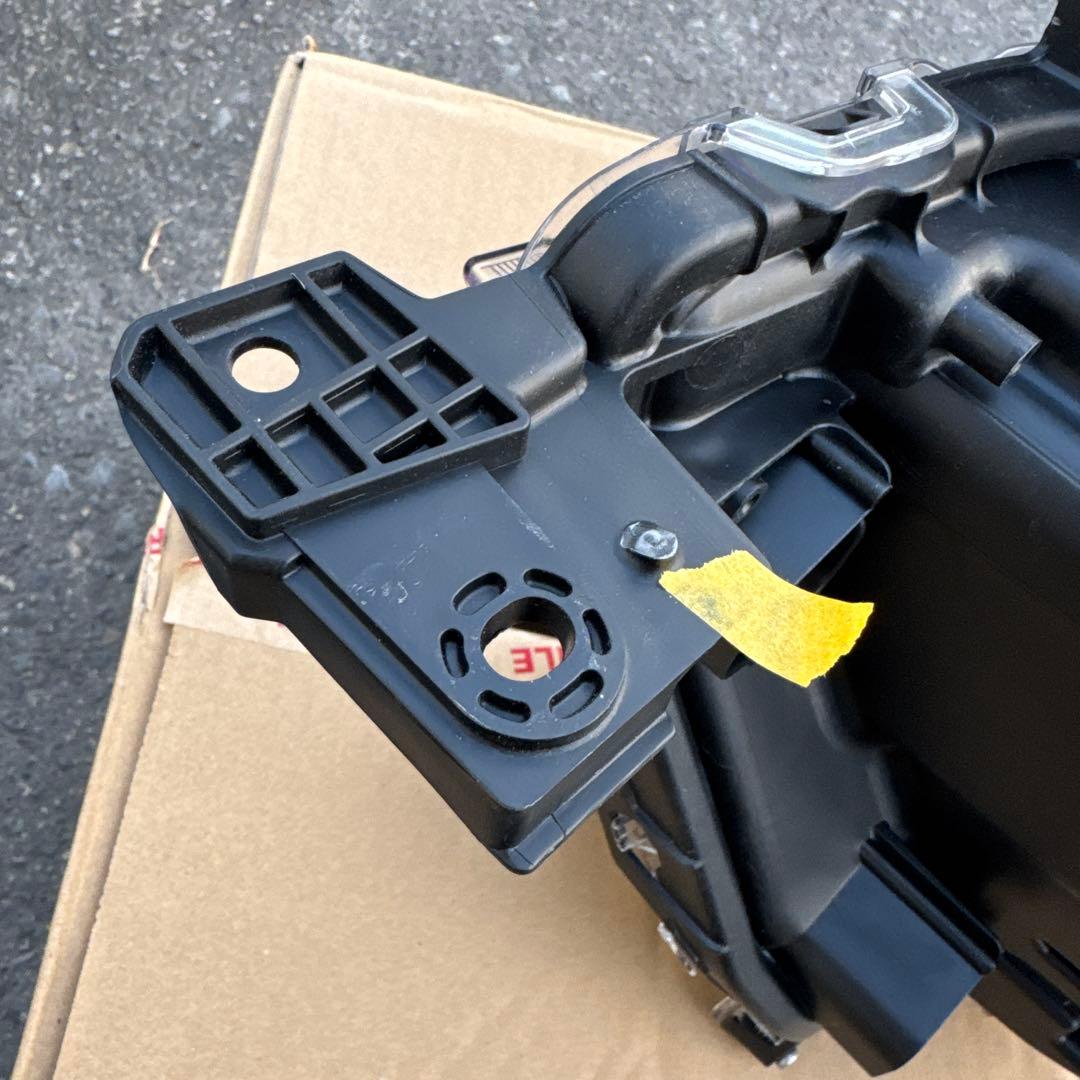 LA650S タントカスタム　ヘッドライト　左　Ｌ