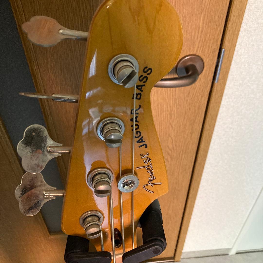 ベース Fender Jaguar Bass