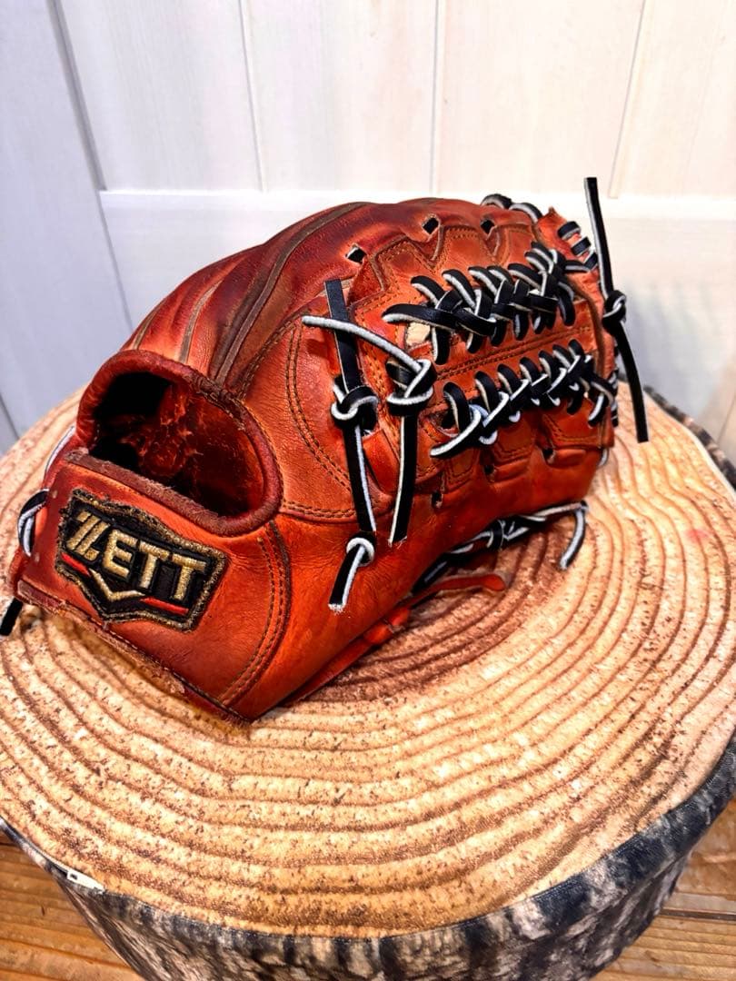 タイムセール！【即戦力】ZETT 硬式内野手用 グローブ 良型 ※指間に破れあり