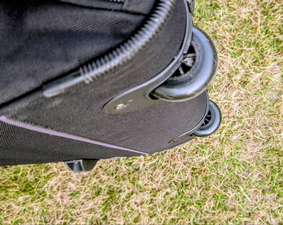 SALOMON 防水袋付き 2wayキャリーバッグ