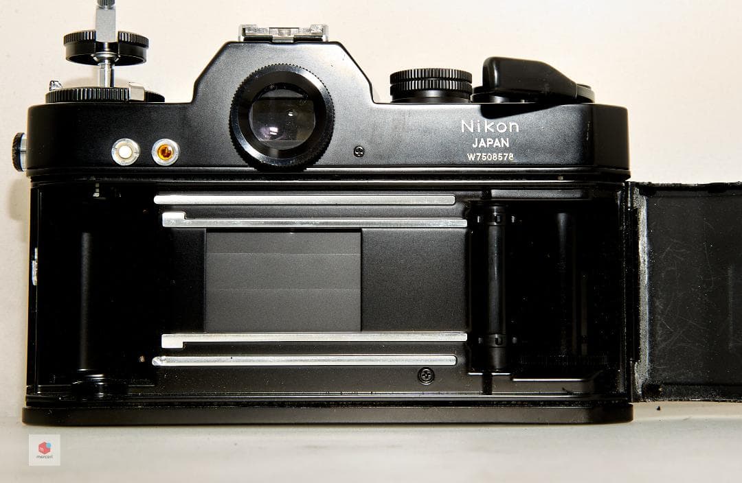 T*s様 【美品】NIKON Nikomat ELW 35mmフィルム一眼レフカ