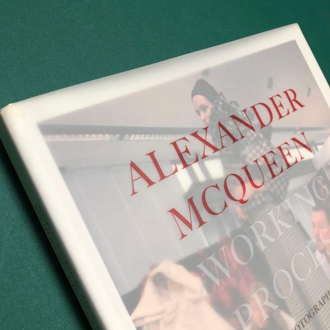 洋書 ALEXANDER McQUEEN WORKING PROCESS